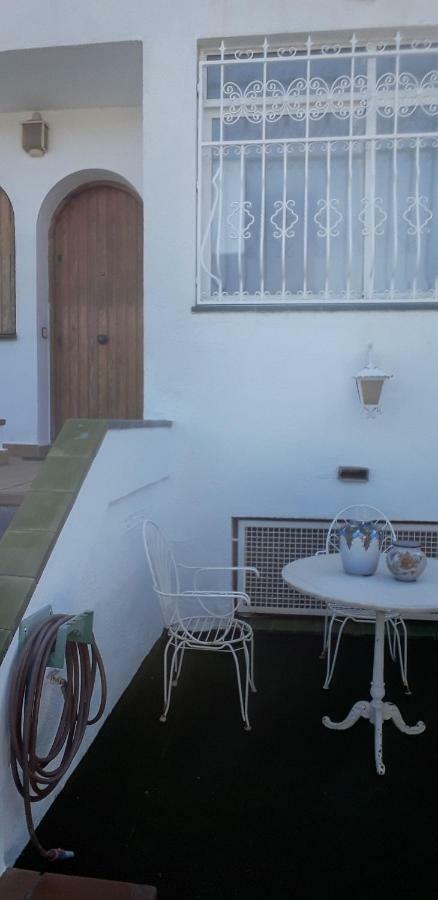 Villa Wonderful Beach House With 2 Pools Calafell Exterior foto